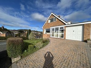 Photo 31- click for photo gallery